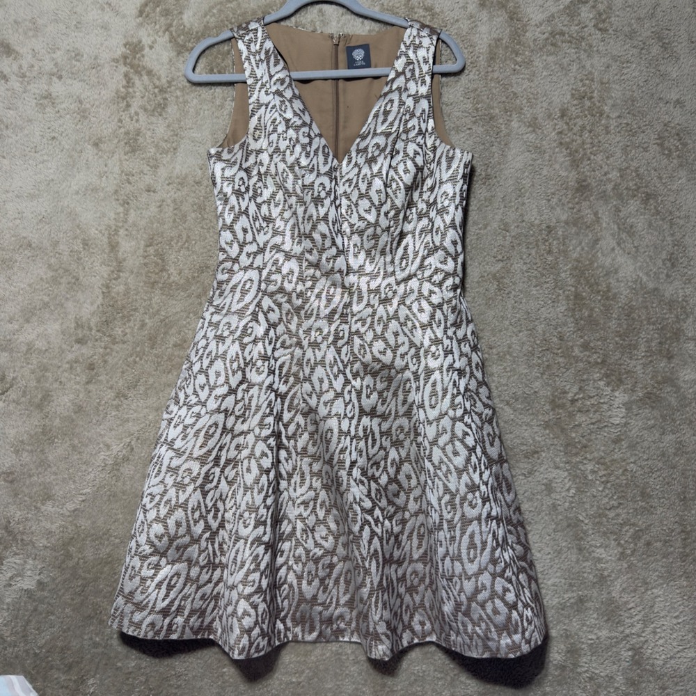 Vince Camuto Fit and Flare Dress size 10 Gold Silver Metallic Jacquard